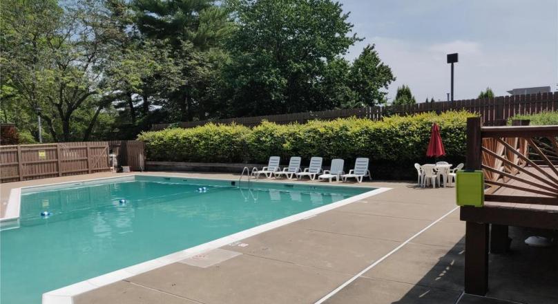 13579 COLISEUM UNIT D, CHESTERFIELD