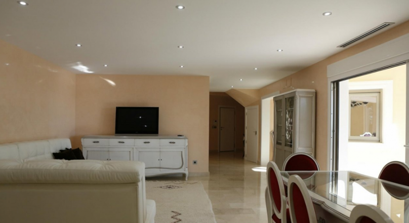 Neoclassical style villa for sale in Benissa with sea views