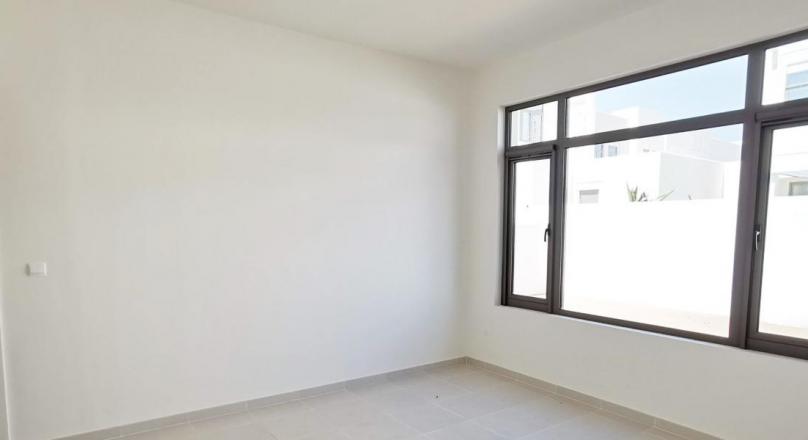 4+Study+Maids For Sale