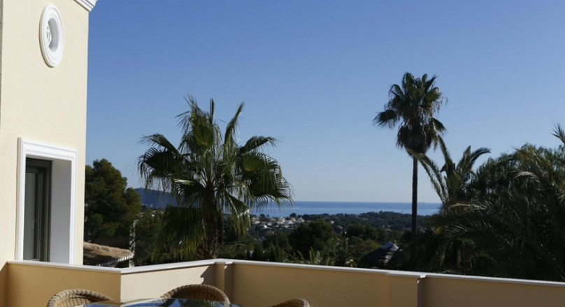 Neoclassical style villa for sale in Benissa with sea views