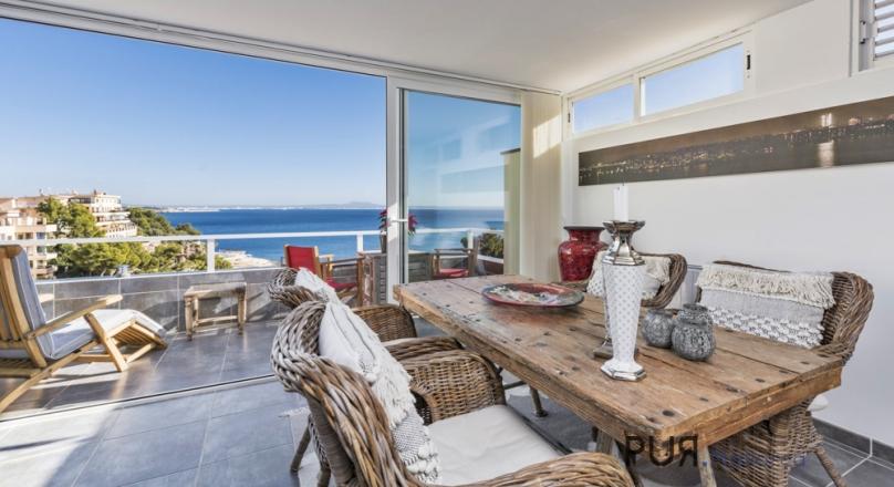 Illetas. In high demand. Apartment with sea view PUR.