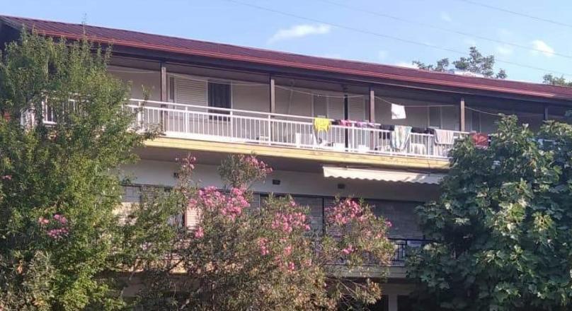 Buy a successful apartment/studio boutique hotel 100 meters from the beach