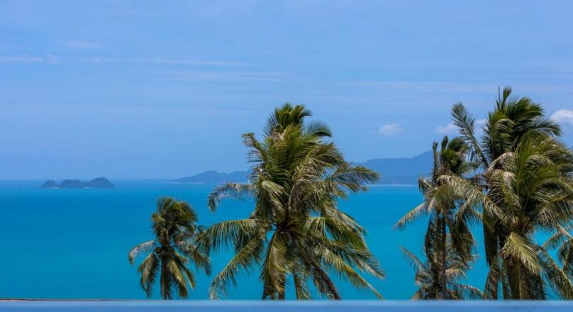 Elegant 2-bedroom villa with sea views for sale