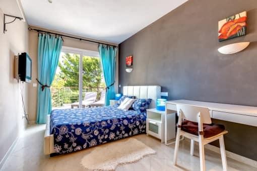 SALE - SINGLE FAMILY in CALA MENDIA, with DIRECT EXIT TO LA CALA.