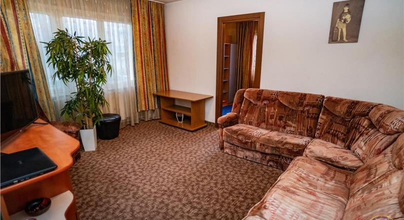 Property, on two rooms, appreciable zoning, Brasov
