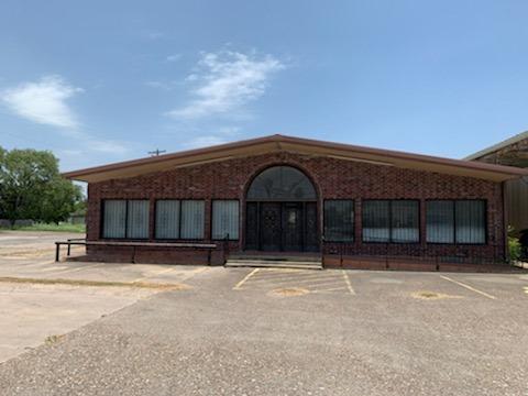 8,000+ SF Commercial Space - 611 Lincoln Ave, Robstown, TX