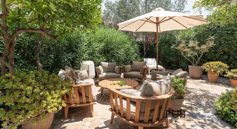 Renovated villa in Son Armadams