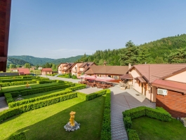 Business with fruit, location of the fort, in recreation and comfort!