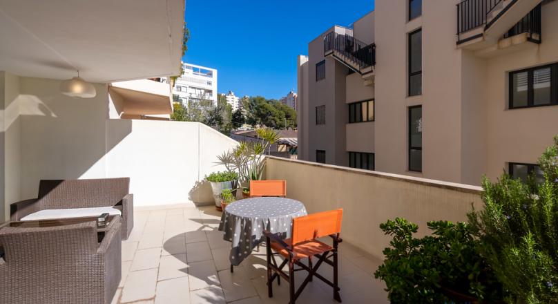 San Agusti. At the gates of Palma in the southwest. In great demand. Apartment. Fast on the water.