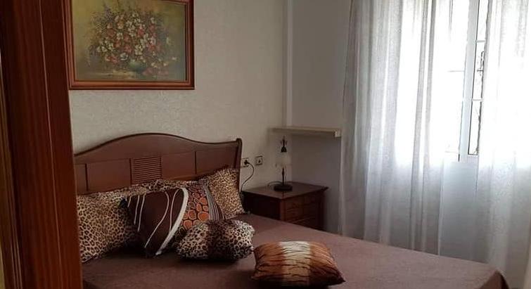 Semi-independent house in El Galan, Villamartin for sale